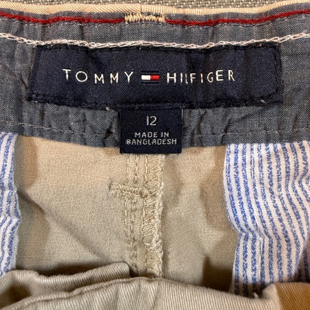 Tommy Hilfiger Women Khaki Chino Shorts Tan Stretch Cotton J7RV0236 Size 12 1965 - Picture 2 of 10